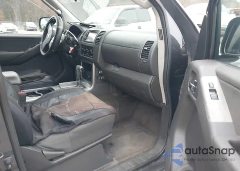 2012 Nissan Pathfinder S z USA, uszkodzony, nr VIN 5N1AR1NN2CC602000